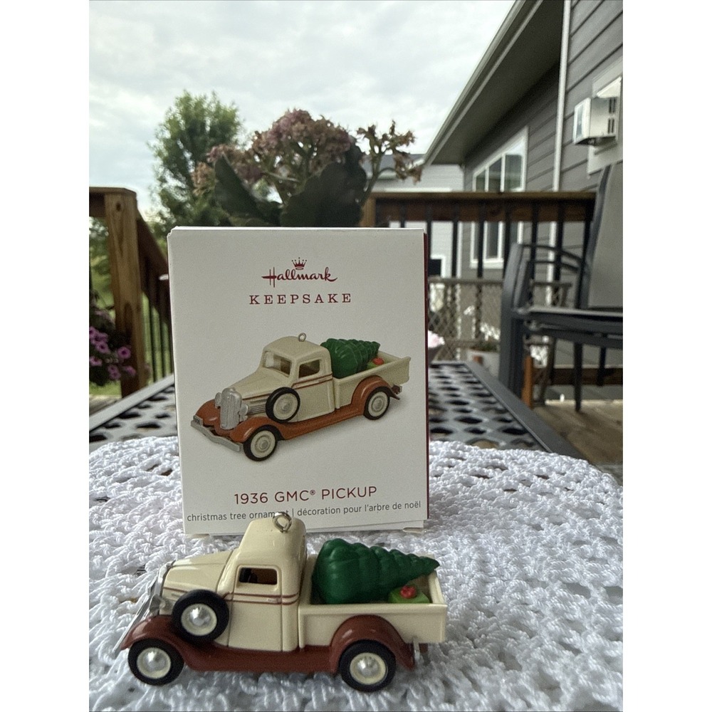 HALLMARK 2013 ALL AMERICAN TRUCKS 1936 GMC PICKUP SERIES ORNAMENT